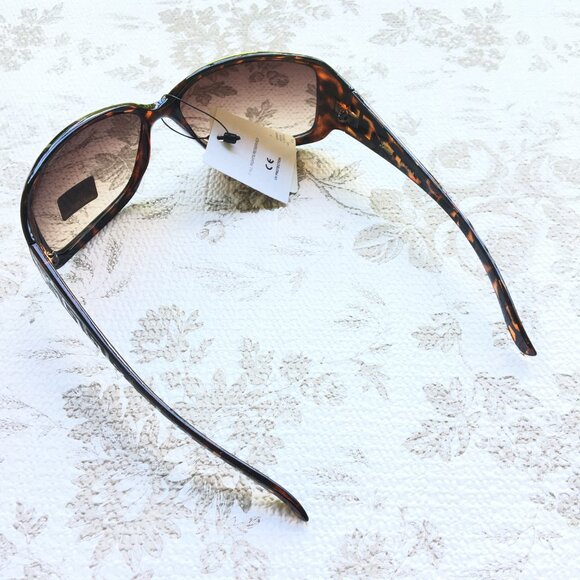 New Giselle Block Sunglasses (Brown/Cheetah) - Picture 4 of 4